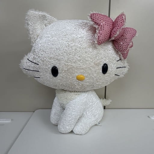 サンリオ チャーミーキティ ビッグ ぬいぐるみ 全長約62㎝
