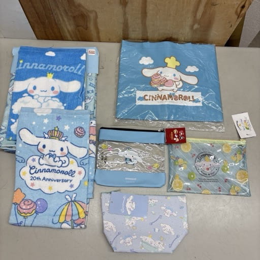 サンリオ シナモロール グッズ など