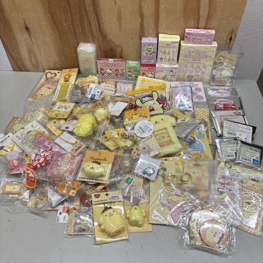 サンリオ グッズ ポムポムプリン 他 雑貨 キーホルダー 等